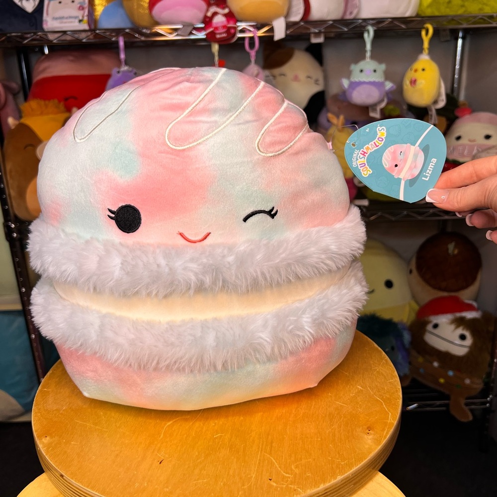 Squishmallow Lizma the Macaron
